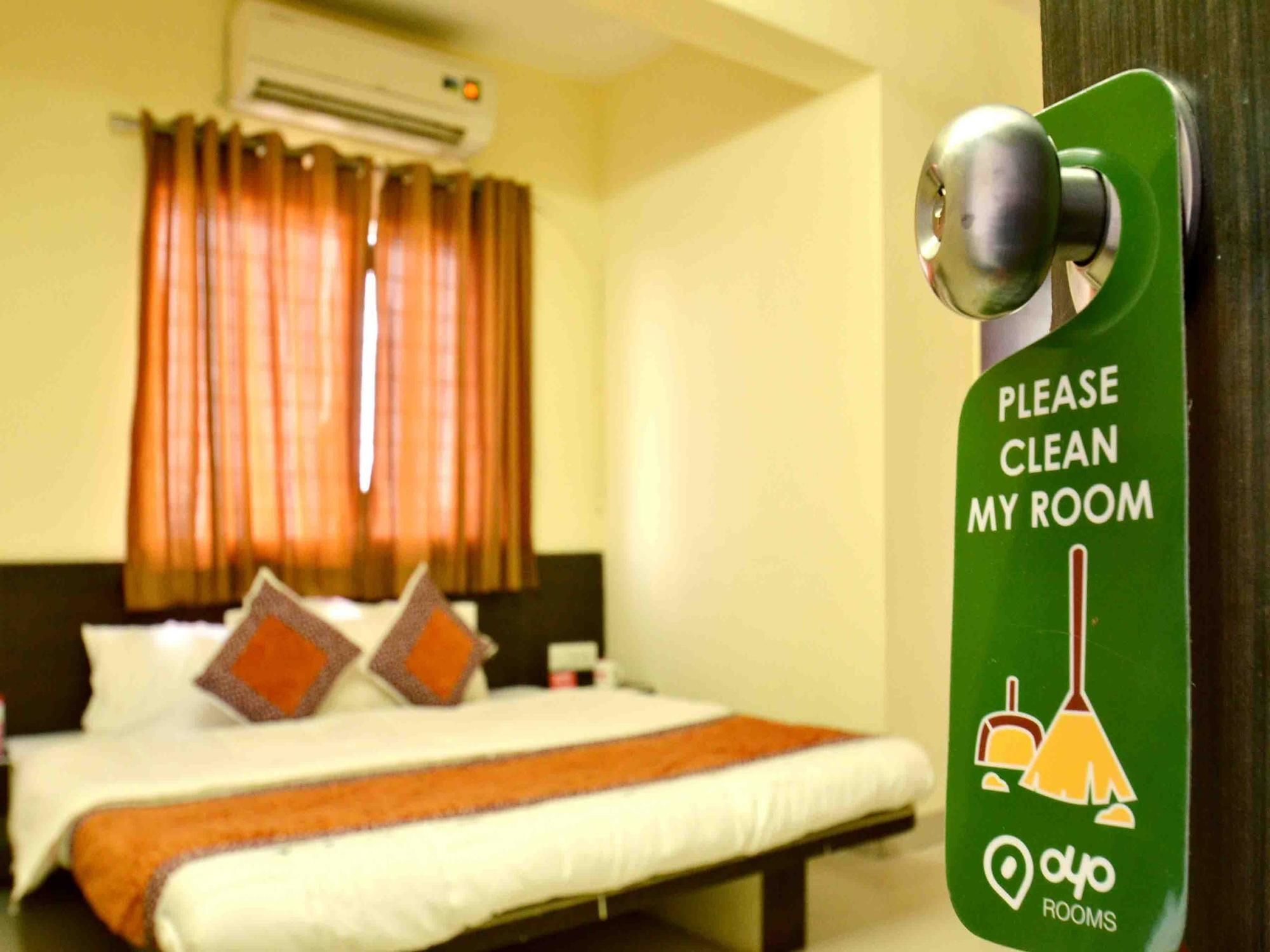 Hotel Vijay Nagar Индаур Экстерьер фото